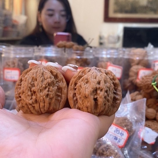 文玩核桃吊坠丽**?41麦虎