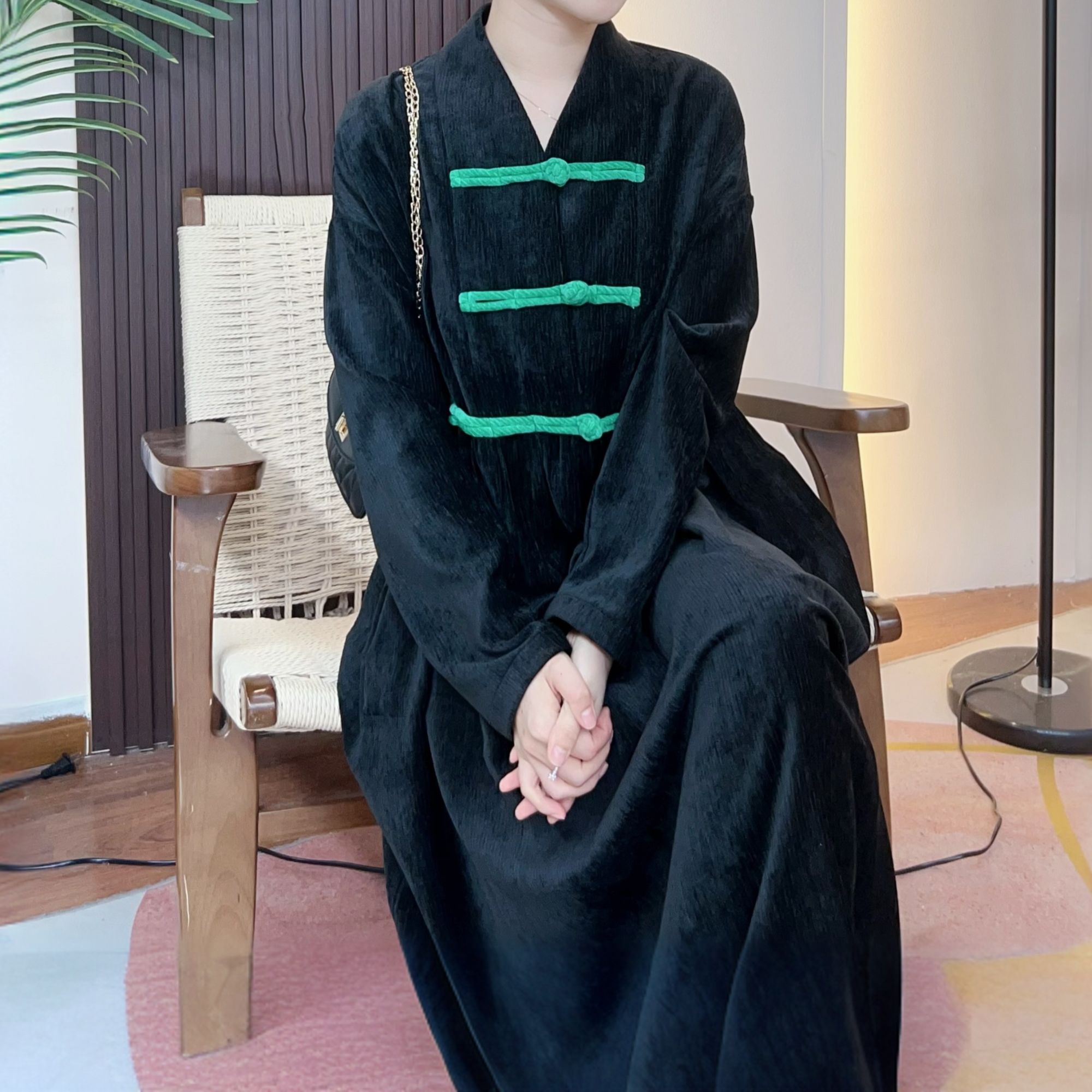 秋冬新款国风金丝绒立体水晶雪尼尔时尚新中式连衣裙  L0387