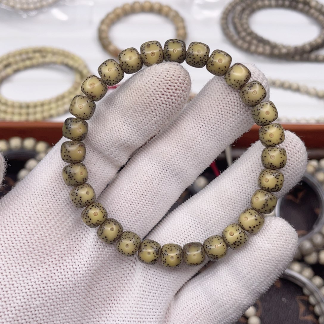 星月菩提手串87小尺寸大眼睛