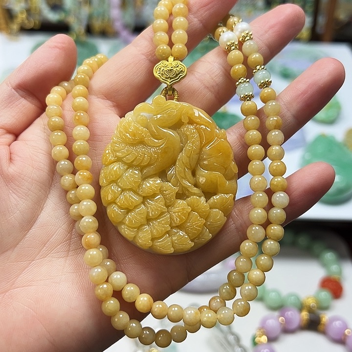 翡翠未镶嵌颈饰吊坠