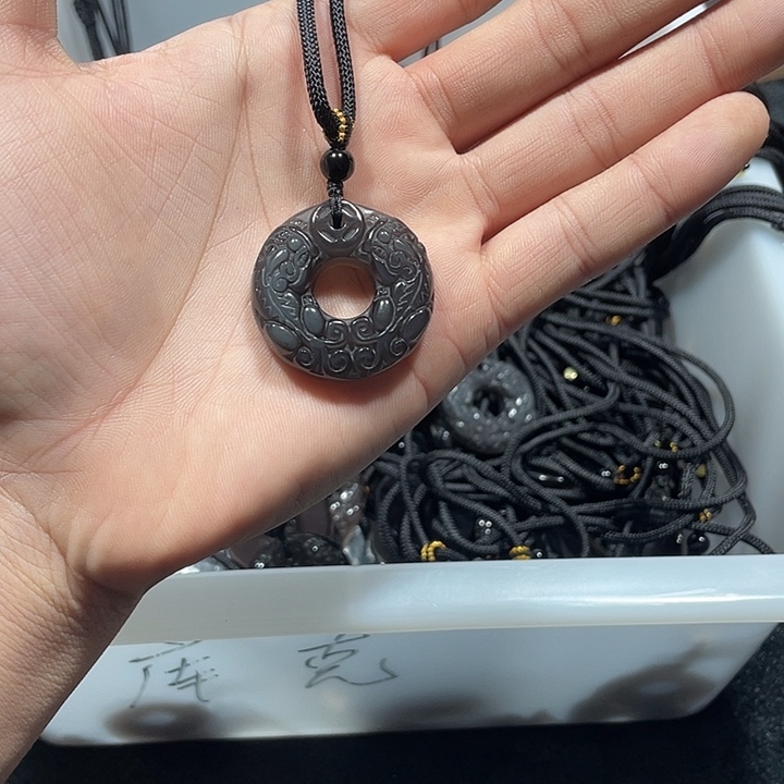 黑曜岩合金颈饰冰曜石平安扣