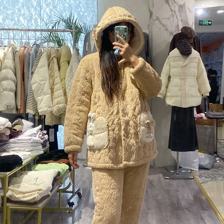 小个子三层加厚孕妇睡衣新款夹棉加厚保暖加绒连帽法兰绒睡衣可外