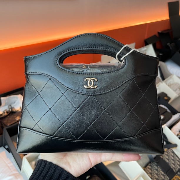 99新 Chanel/香奈儿 Chanel 香奈儿 24C 黑金牛皮31bag nano 