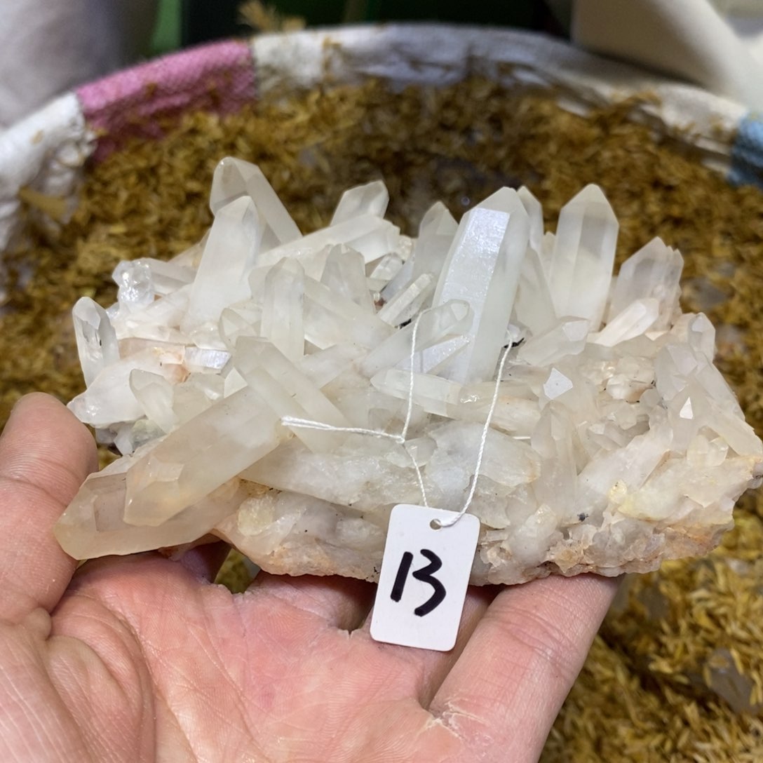 水晶水晶原石摆件未镶嵌羊*