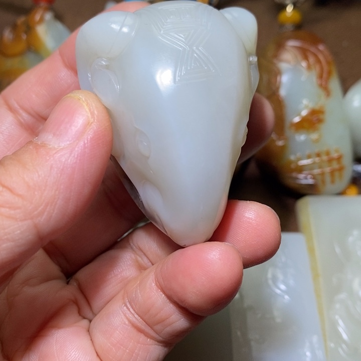 一***你和田玉（糖玉）未镶嵌颈饰