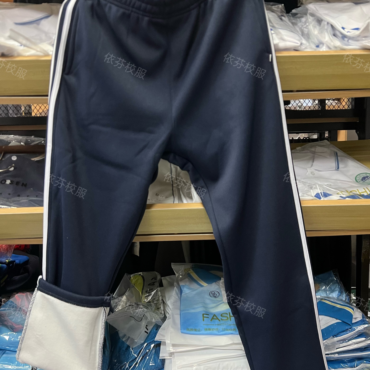 钦州外国语学校加绒裤子学校  同款 