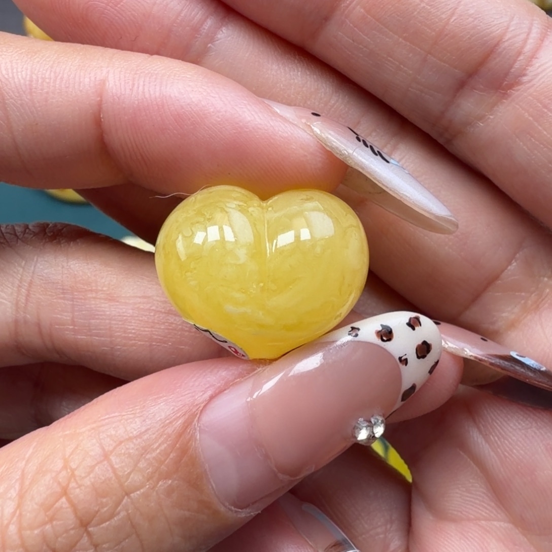 琥珀未镶嵌裸石蜜蜡