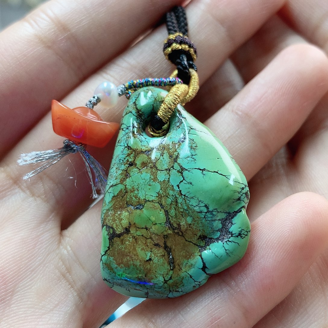 未镶嵌绿松石珠宝奇石