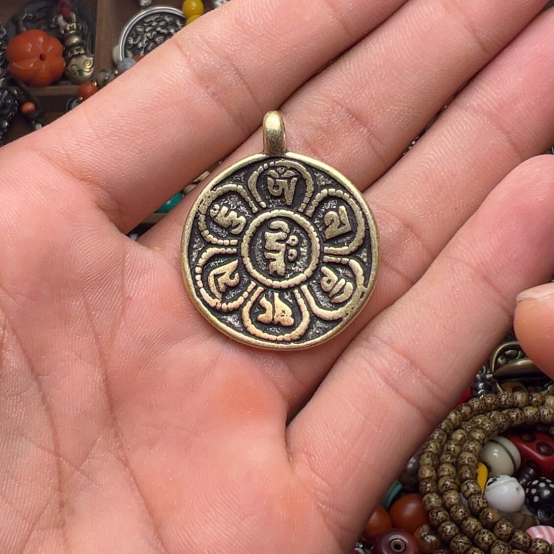 柏香籽/百香籽吊坠真言牌