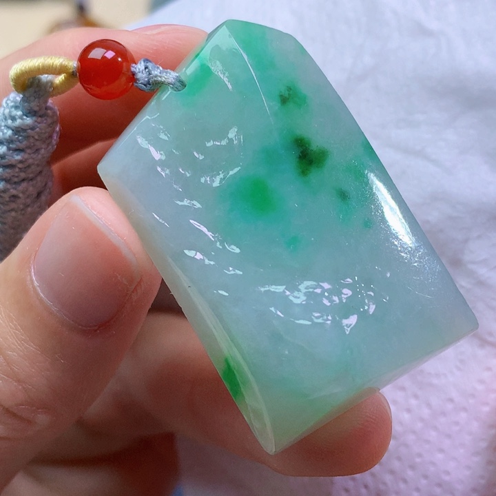 翡翠未镶嵌吊坠(不含链) 8911