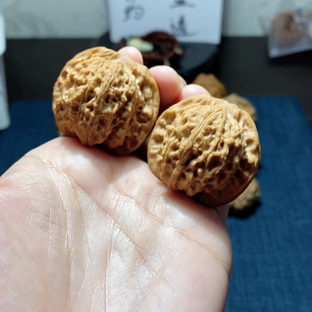 桃核吊坠老款狮子头37