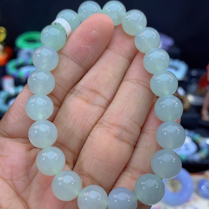 翡翠未镶嵌颈饰翡翠 10+ 
