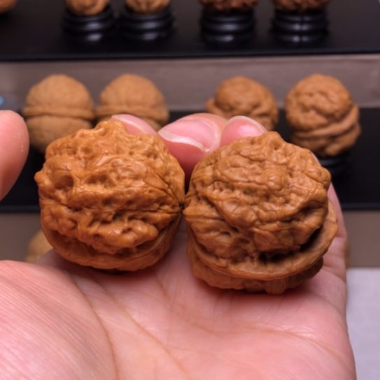 文玩核桃把件龙鳞舍利疙瘩包8