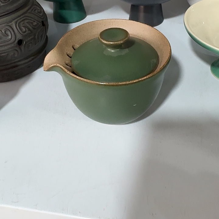 主人杯一个，瓷。。。