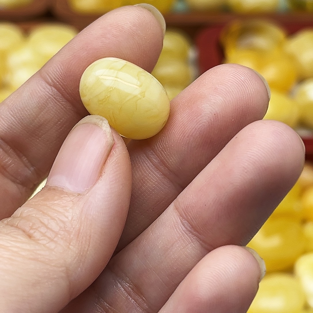 蜜蜡未镶嵌裸石天然