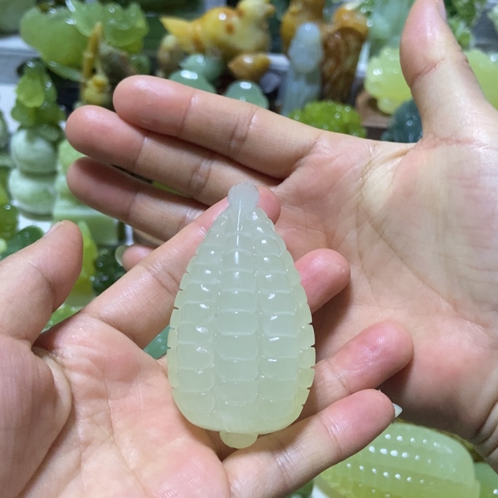【闪购商品】未镶嵌蛇纹石玉把件Y***g