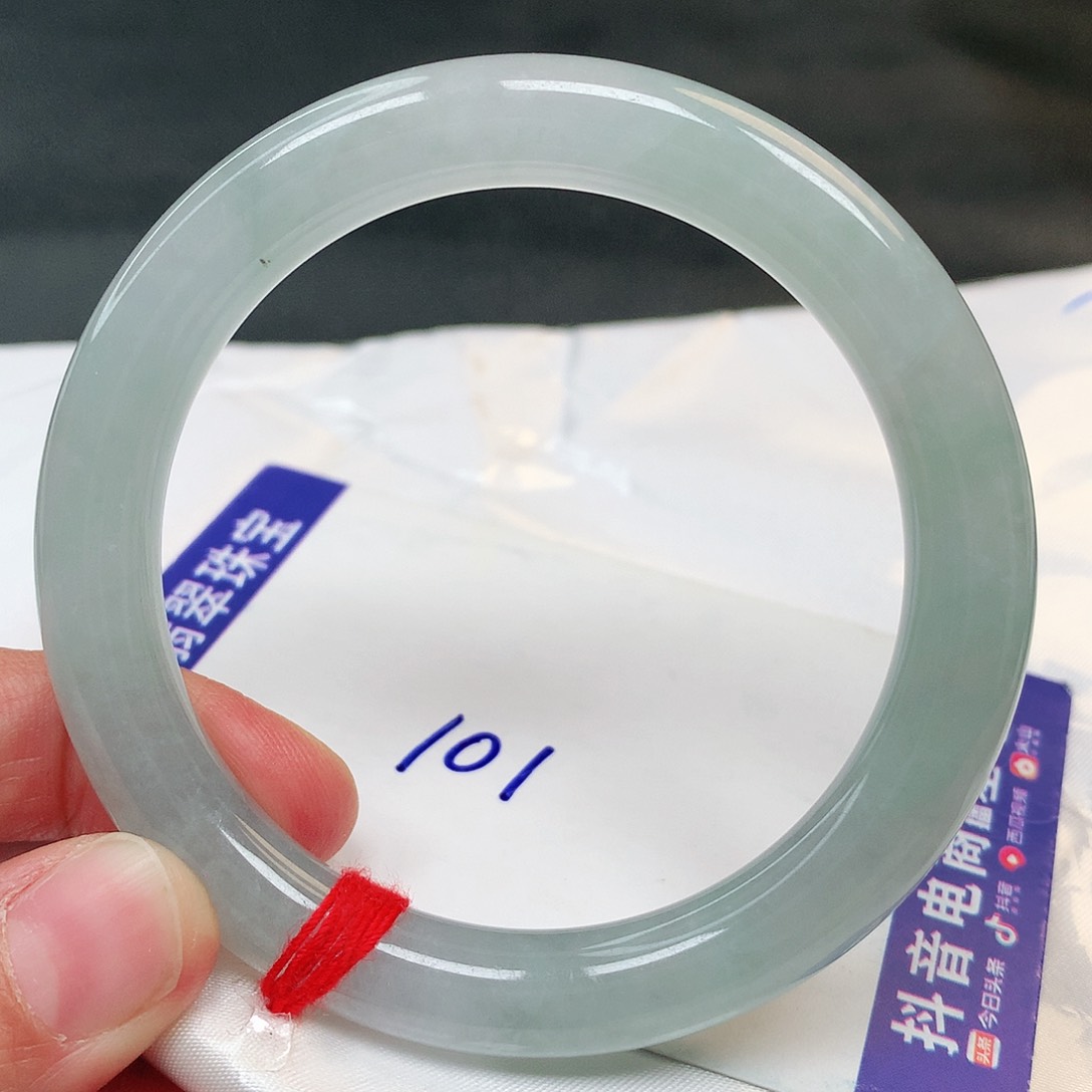 翡翠手镯未镶嵌101号