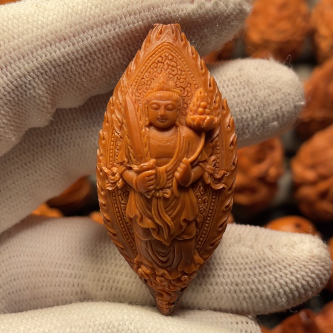 橄榄核吊坠虚空藏