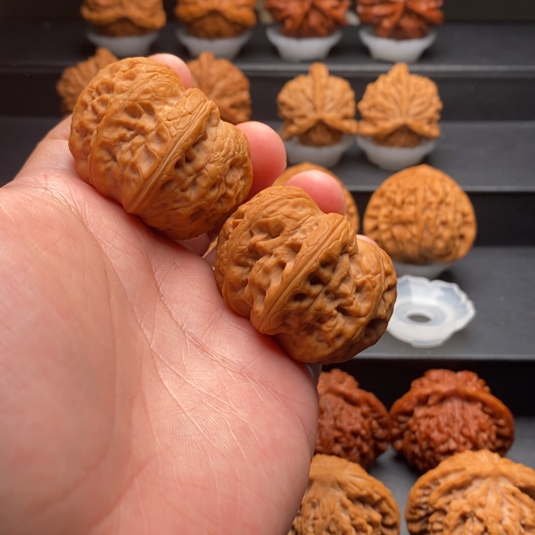 文玩核桃把件43平谷元宝