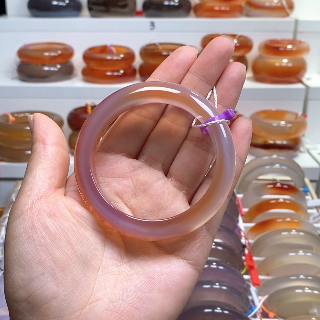 玛瑙/玉髓手镯未镶嵌可*