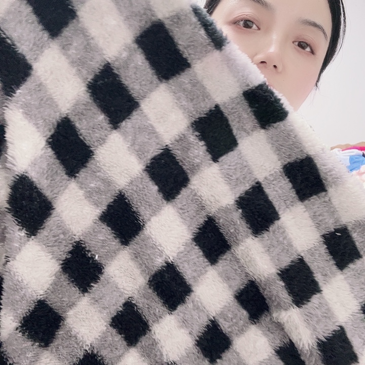 法兰绒2。    2.5。    