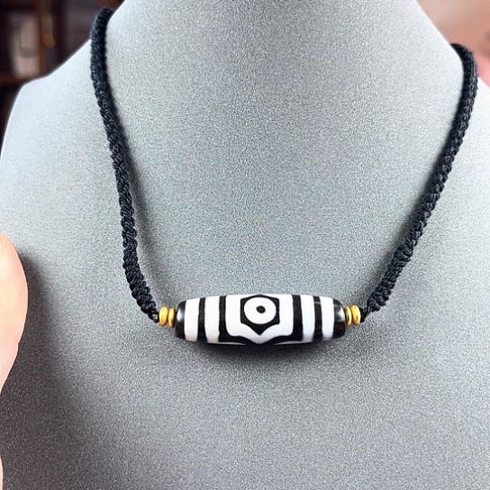 玛瑙/玉髓合金颈饰