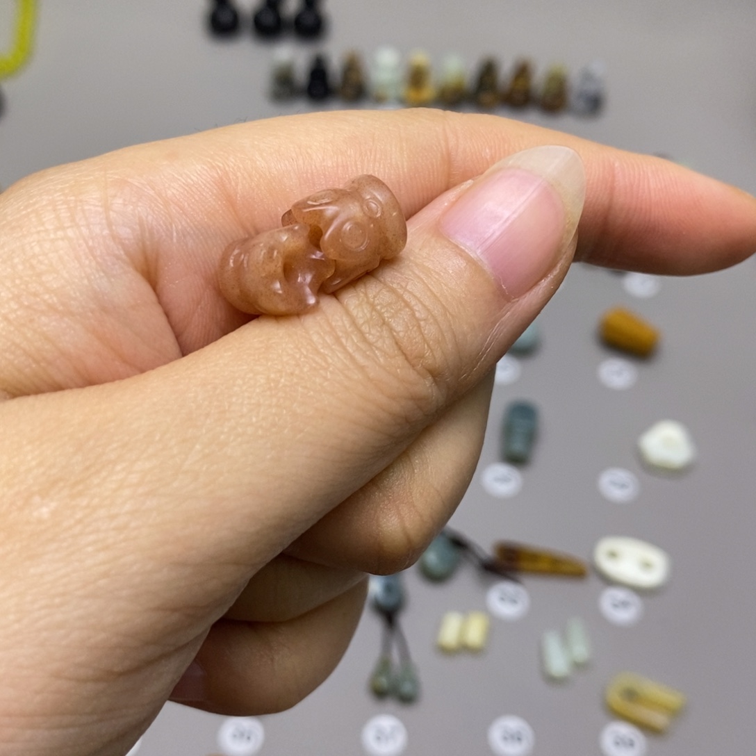 婷***蛇纹石玉未镶嵌配饰