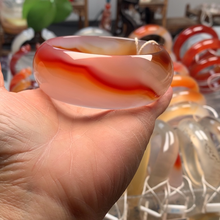 玛瑙/玉髓未镶嵌手镯