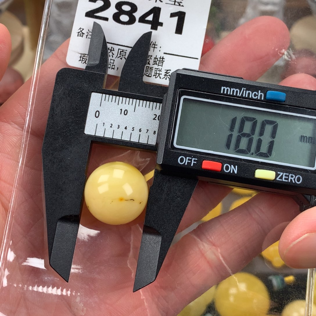 琥珀未镶嵌珠宝奇石裸石