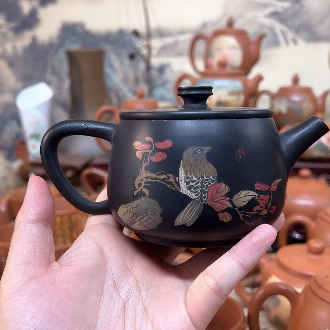 红泥茶壶紫陶刻填瑕疵壶