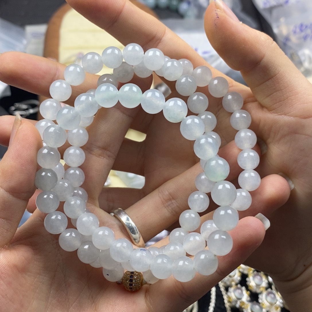 定制翡翠未镶嵌嘻*?翡翠