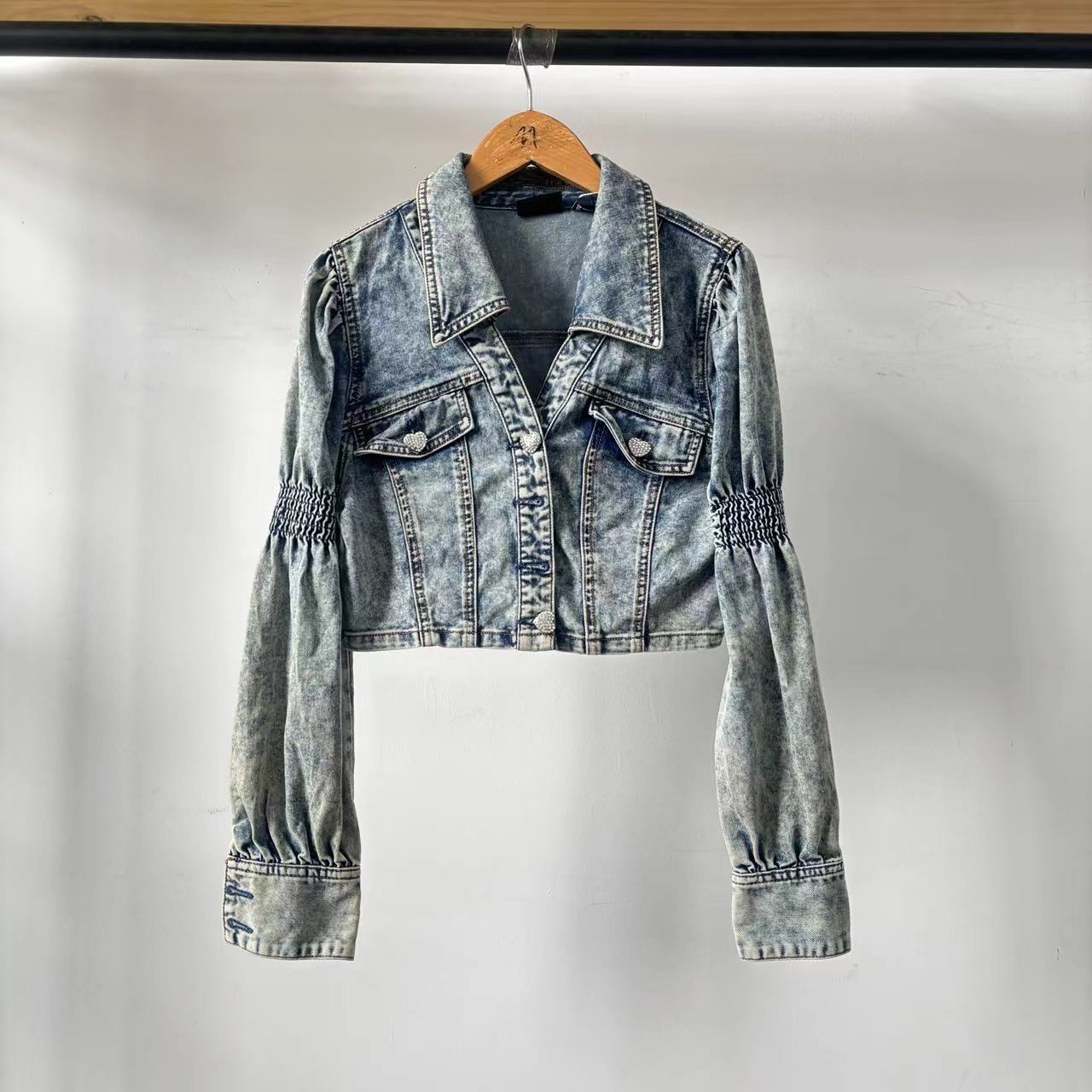 u-16【瑕疵款】 潮牌女士牛仔蓝短款长袖外套 02034(介意勿拍)