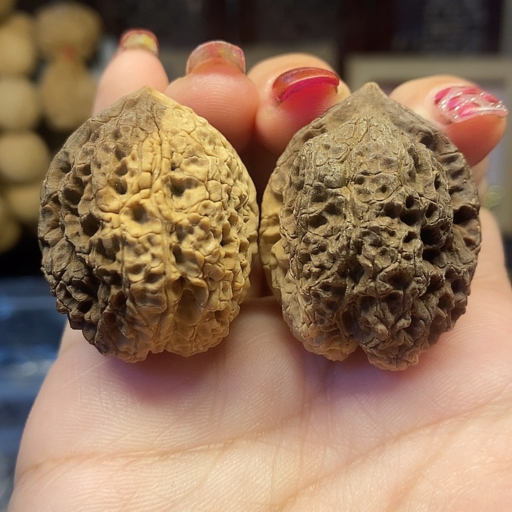 文玩核桃吊坠2七彩佛手