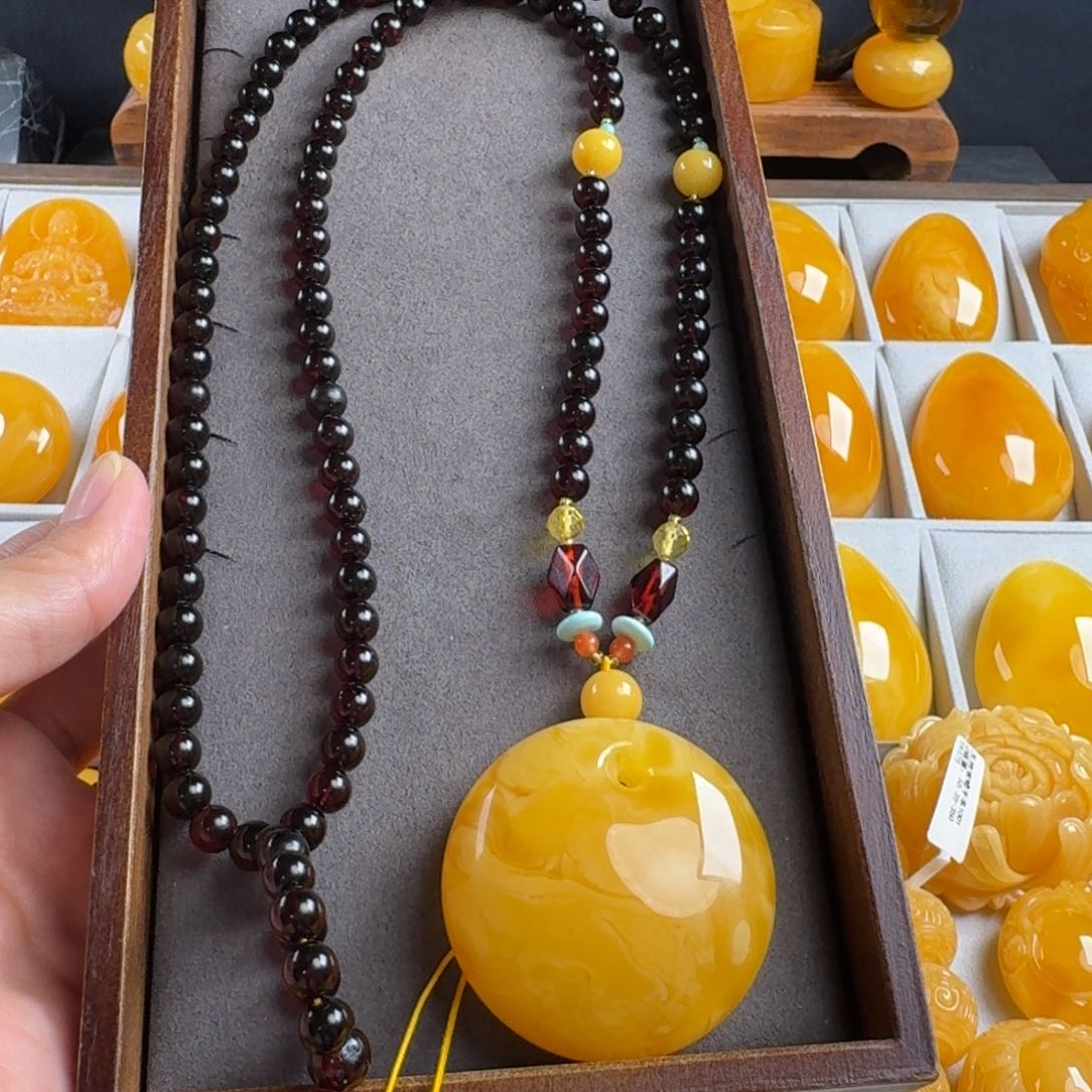 蜜蜡毛衣链未镶嵌