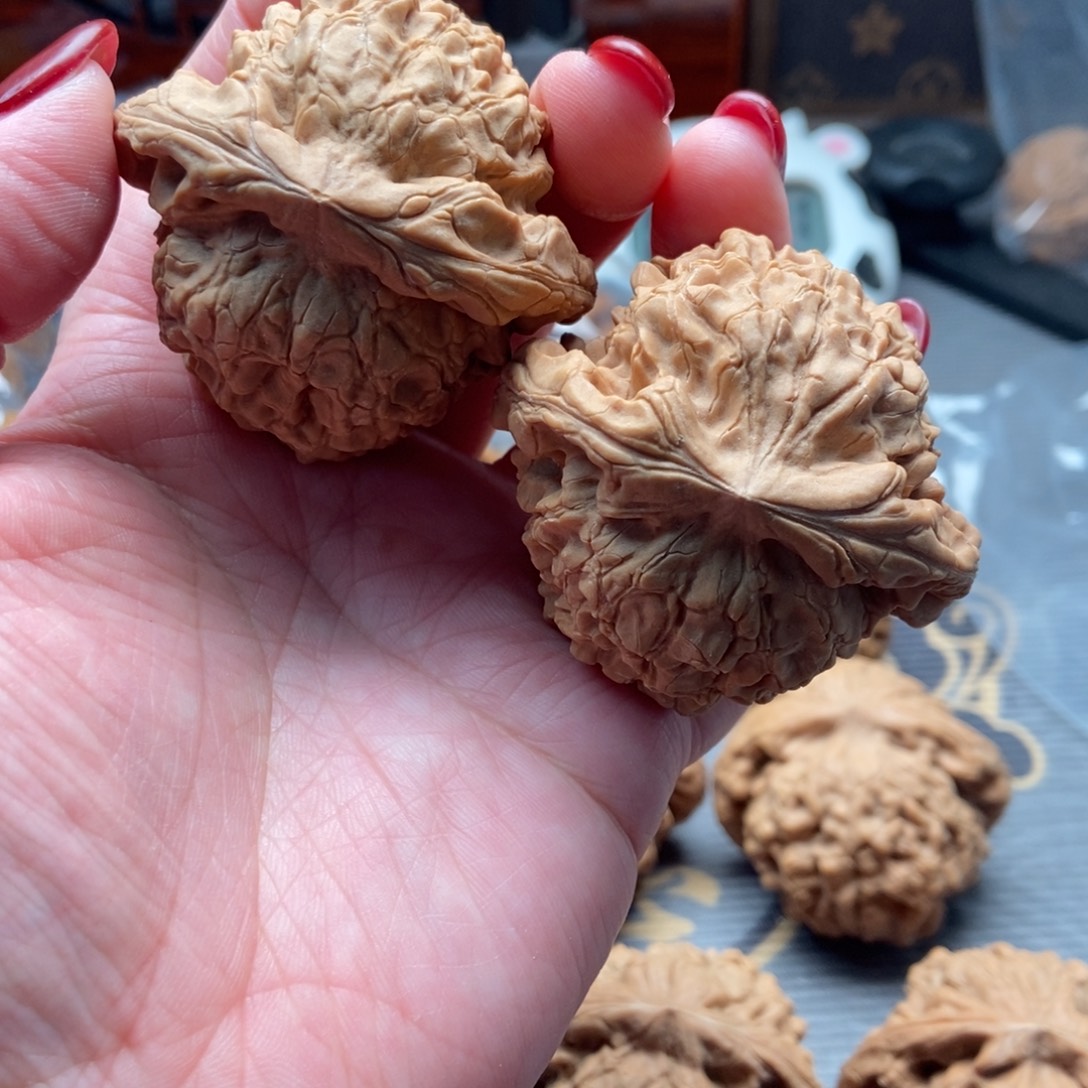 文***。文玩核桃吊坠核桃