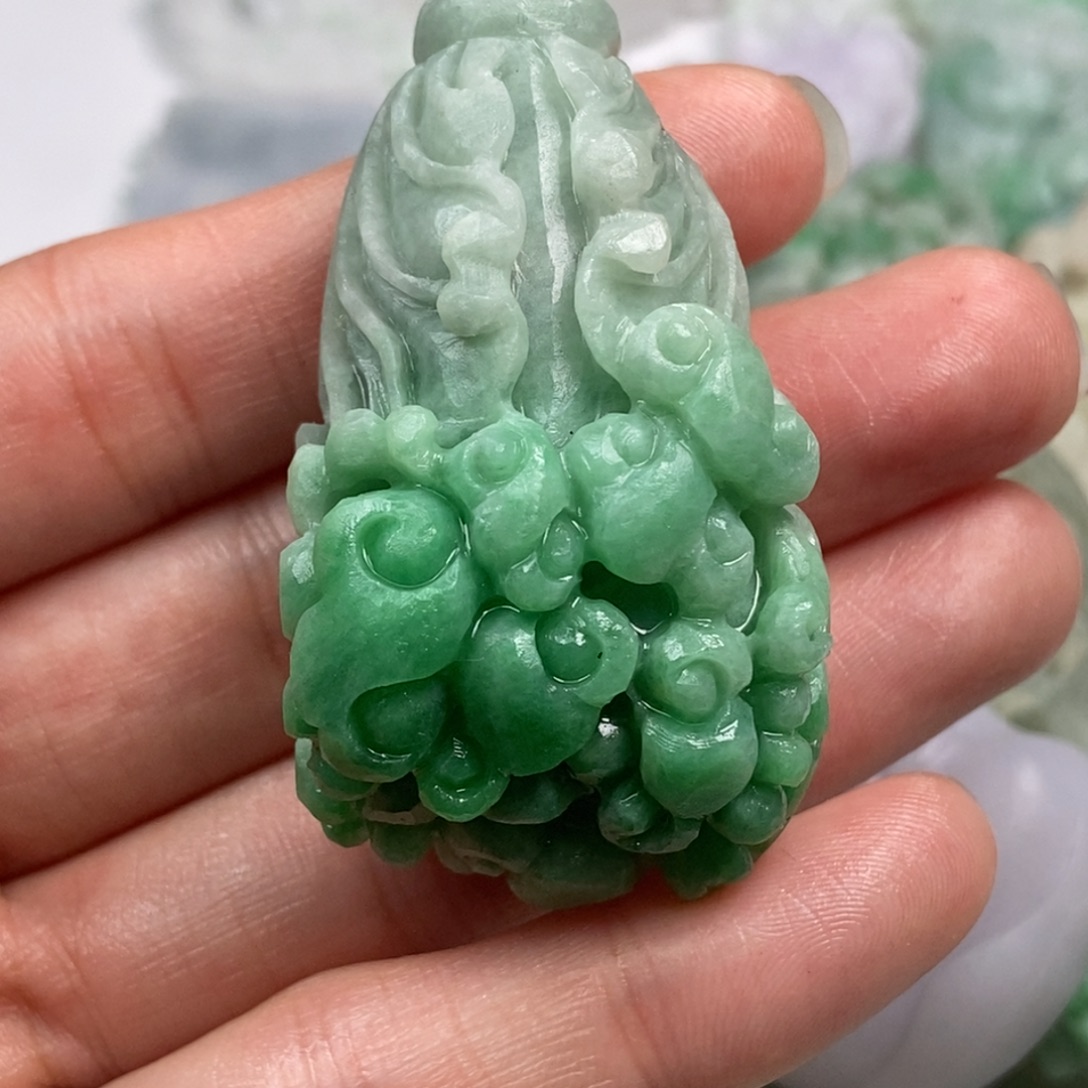 J***y定制翡翠未镶嵌翡翠