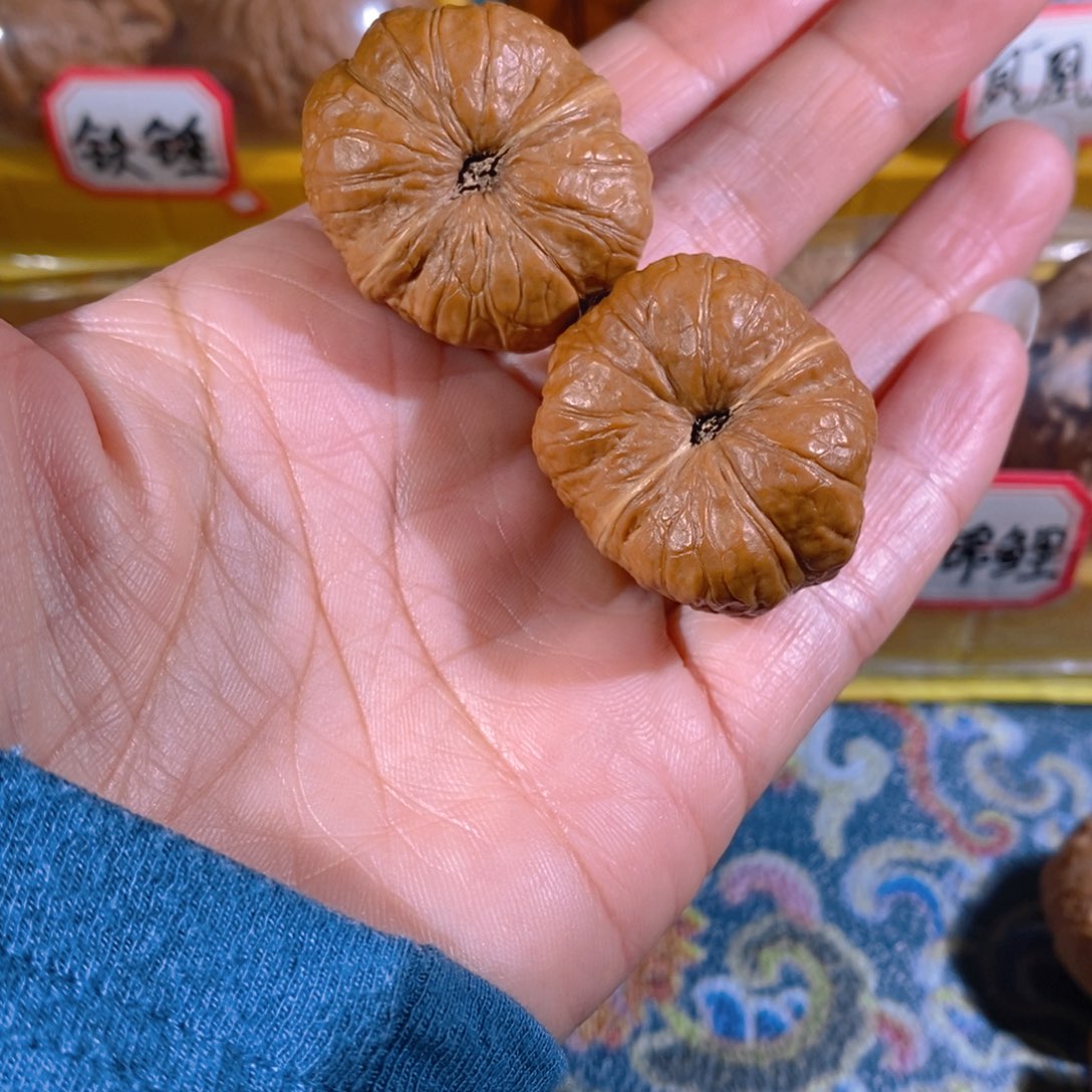 吊坠文玩核桃玉蟾