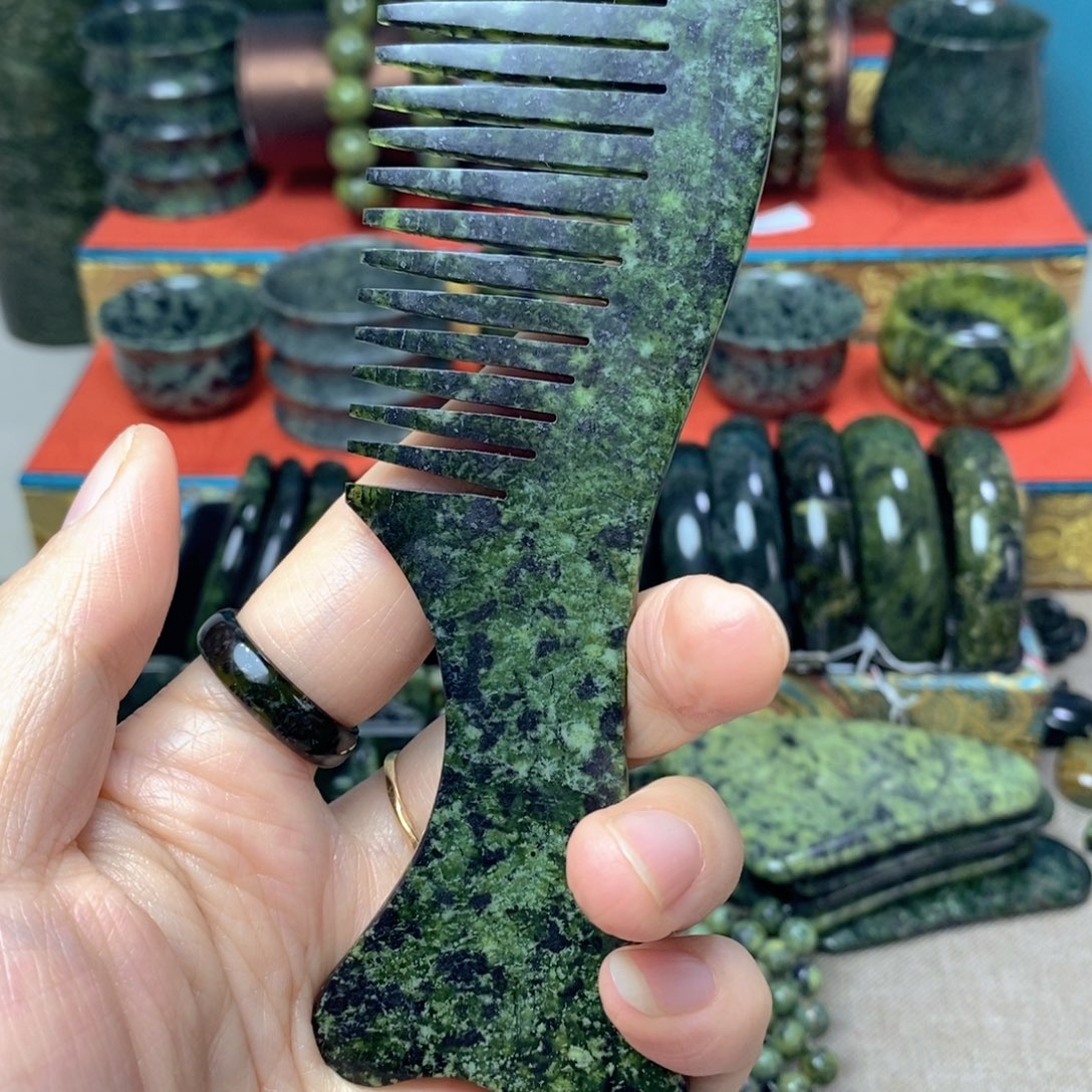 秋***风非金属梳子药王石