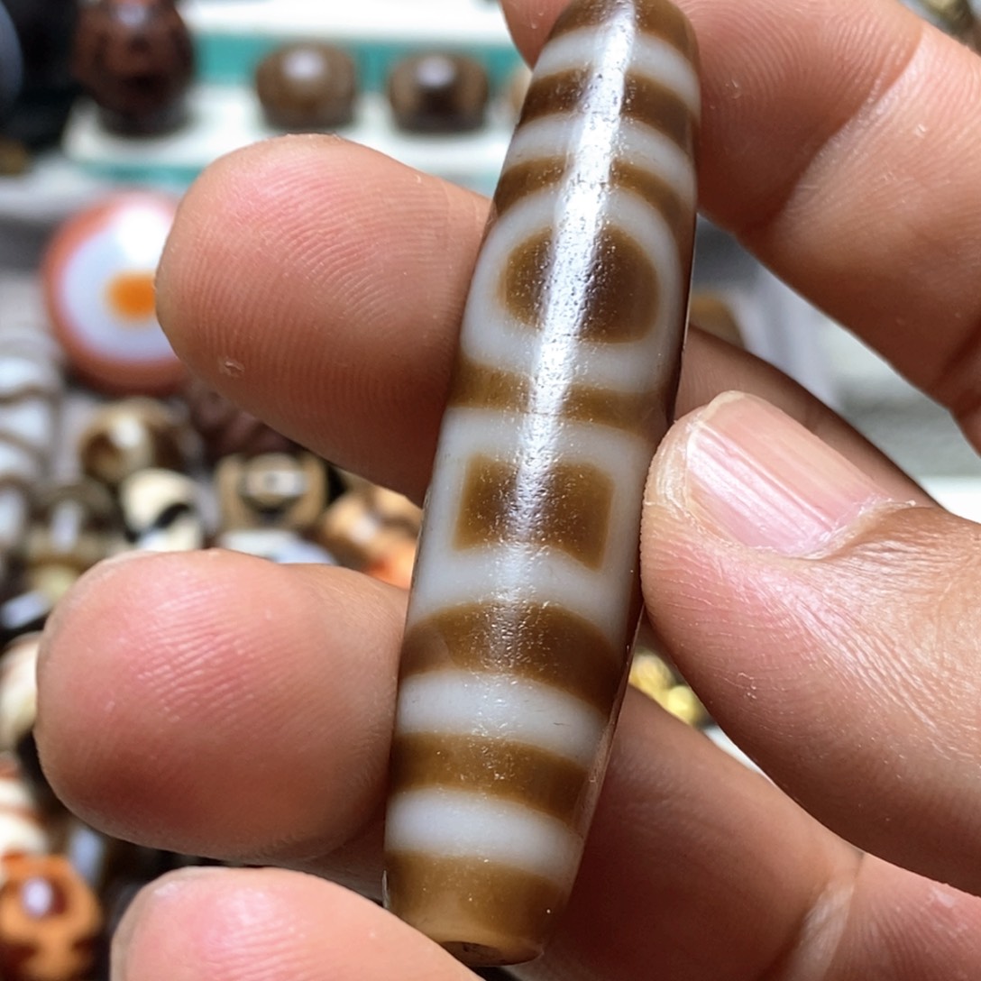 玛瑙/玉髓颈饰未镶嵌M****）