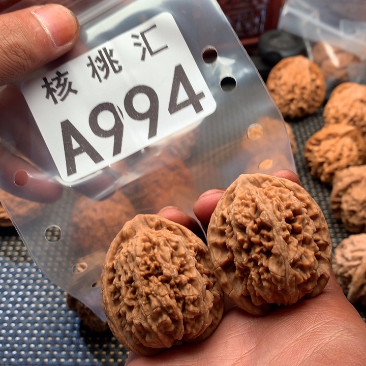 吊坠文玩核桃蚂蚁王