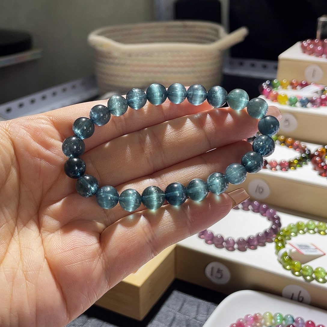 手链未镶嵌碧玺蓝猫眼一线强猫眼8.4左右