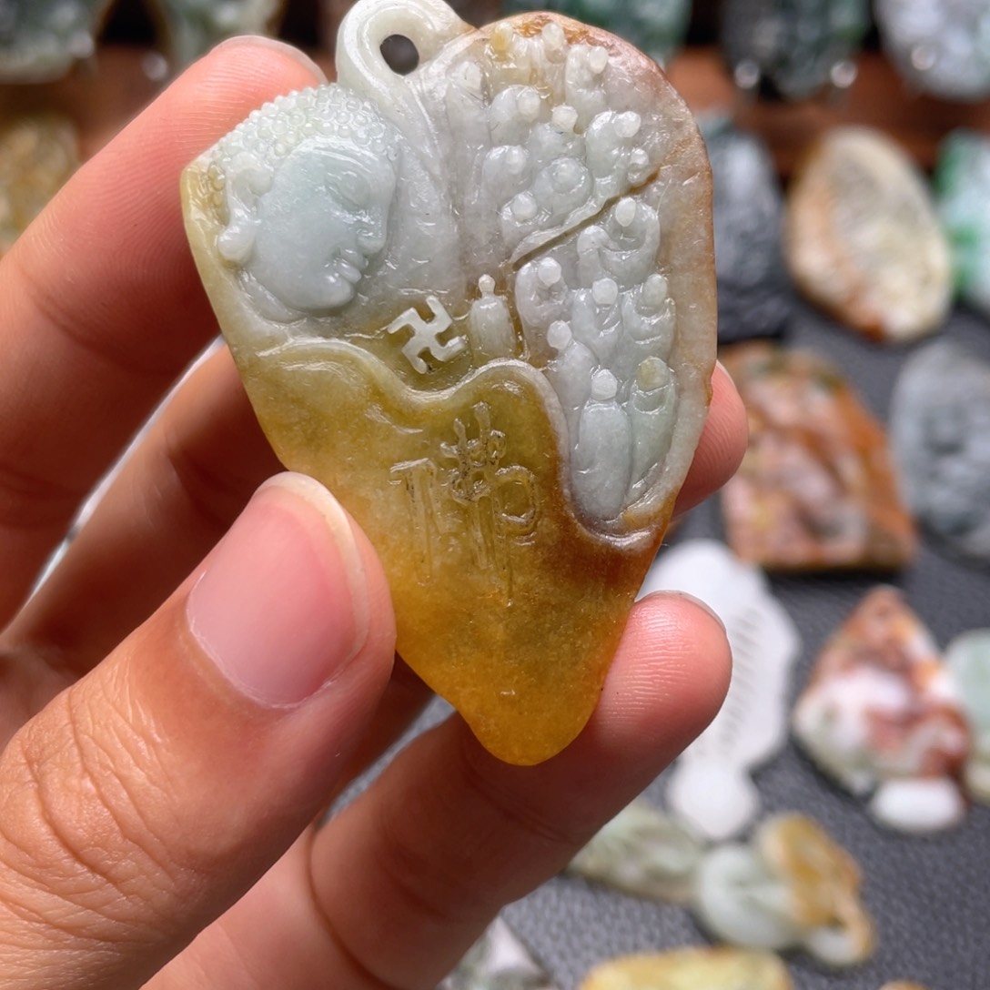 定制翡翠未镶嵌翡翠