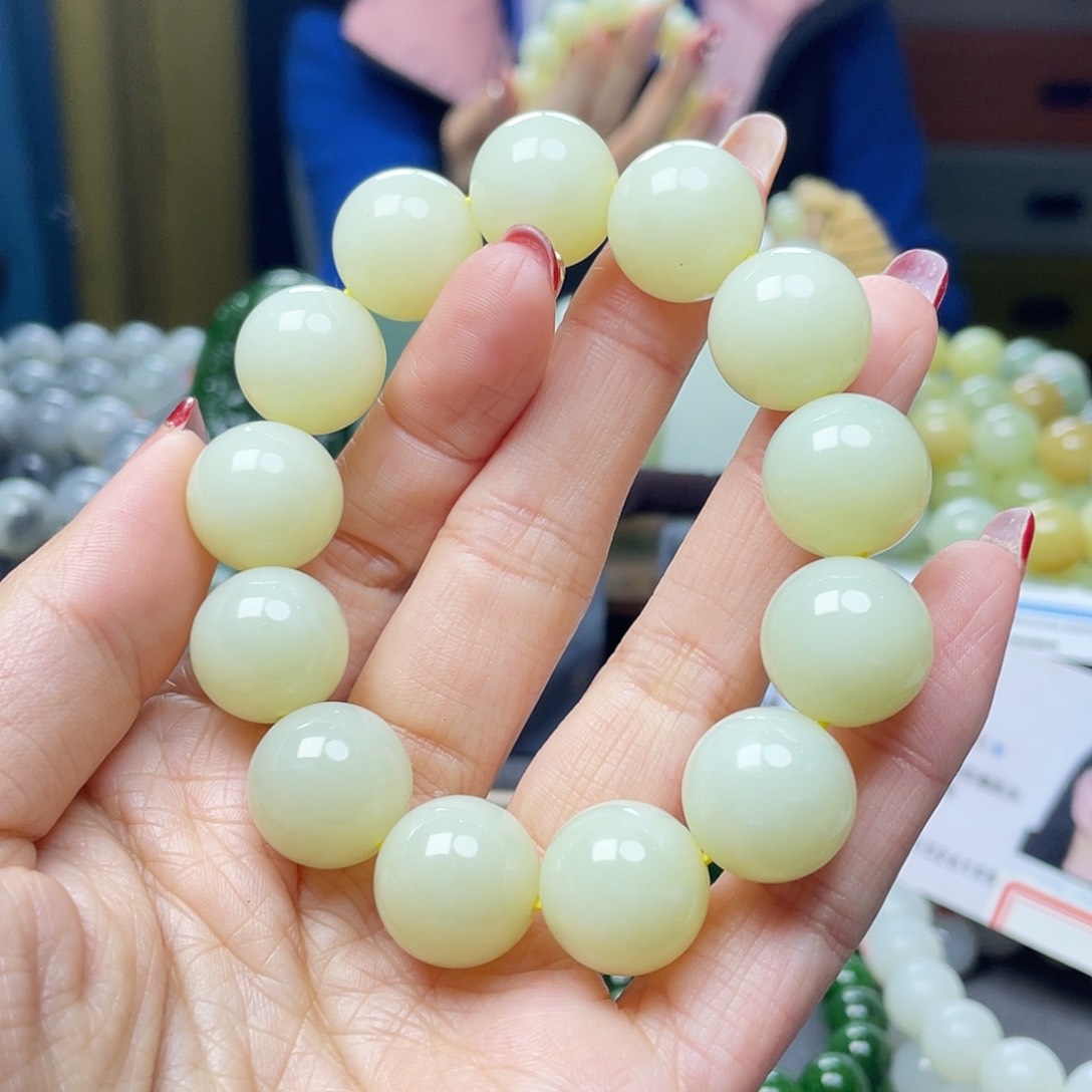 和田玉手链未镶嵌