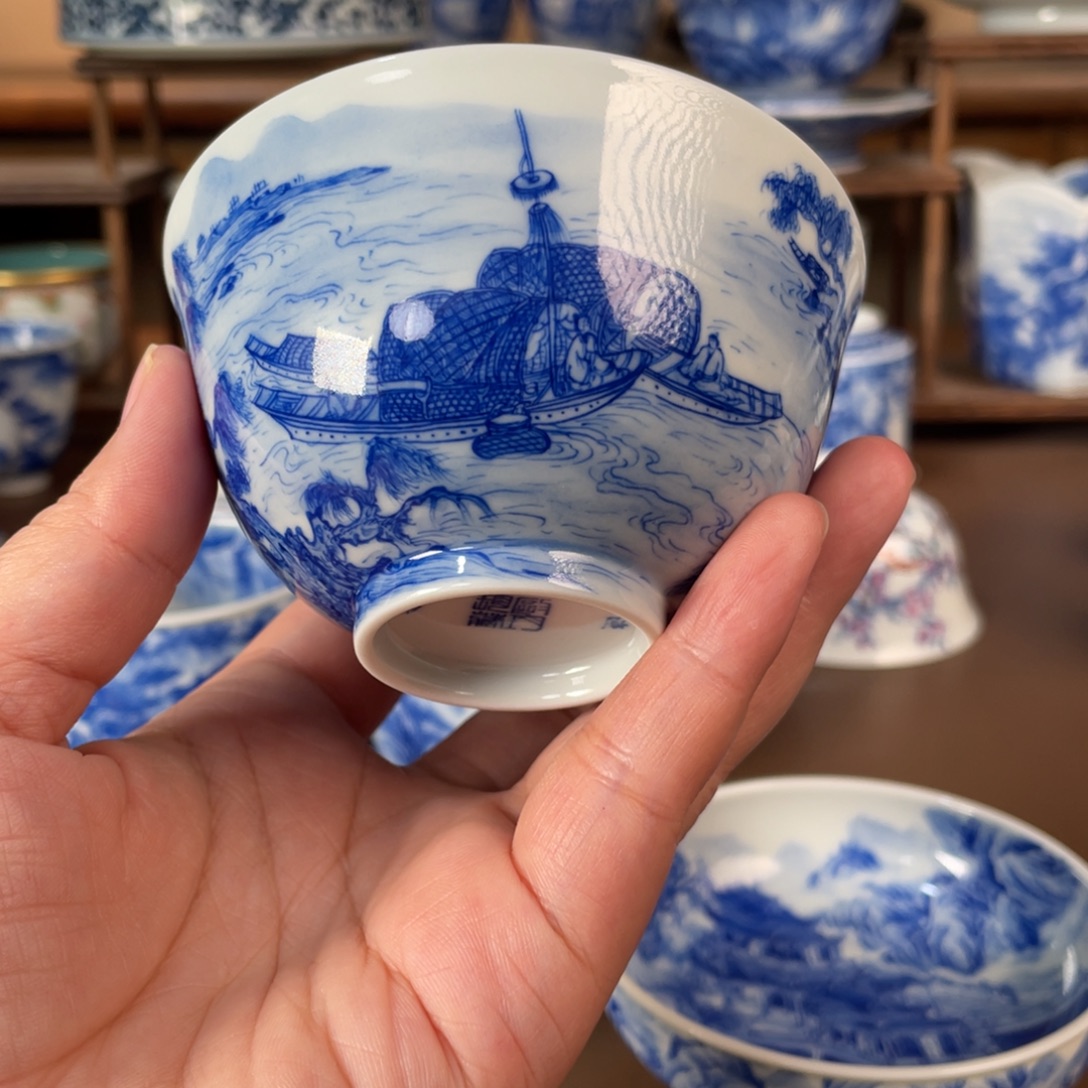牛***。景德镇陶瓷手工手绘