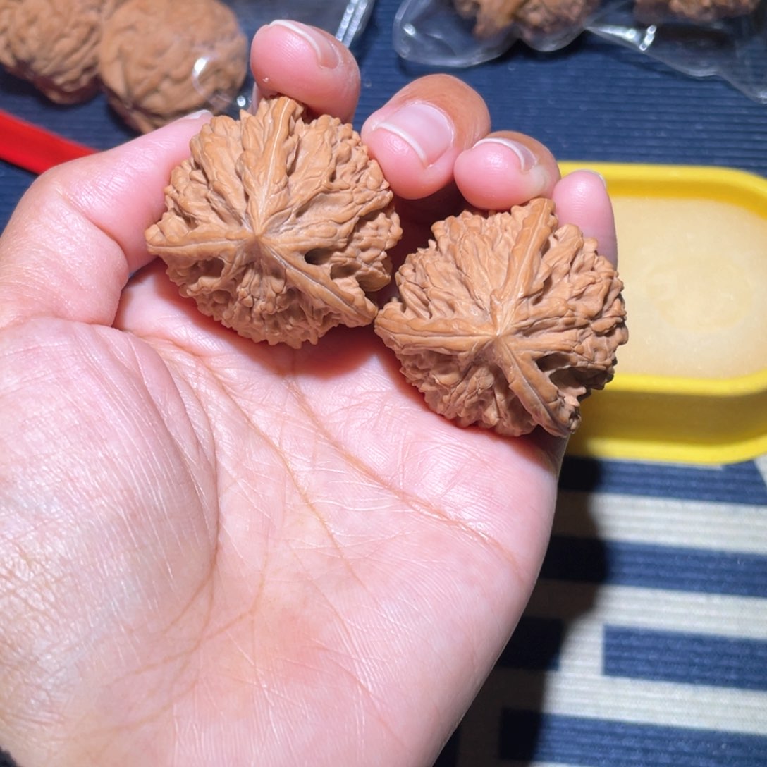 文玩核桃吊坠御龙三棱37