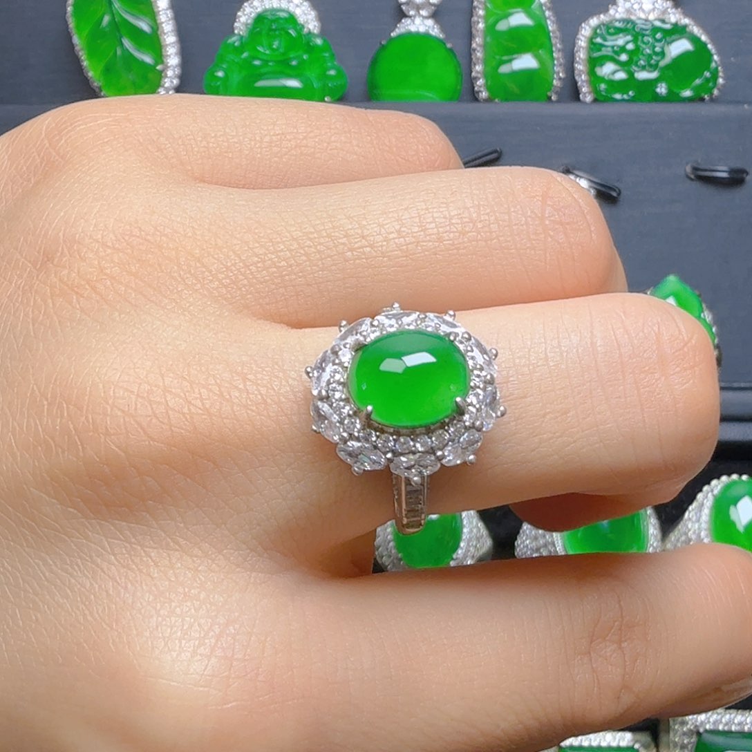 颈饰银S925镶嵌翡翠