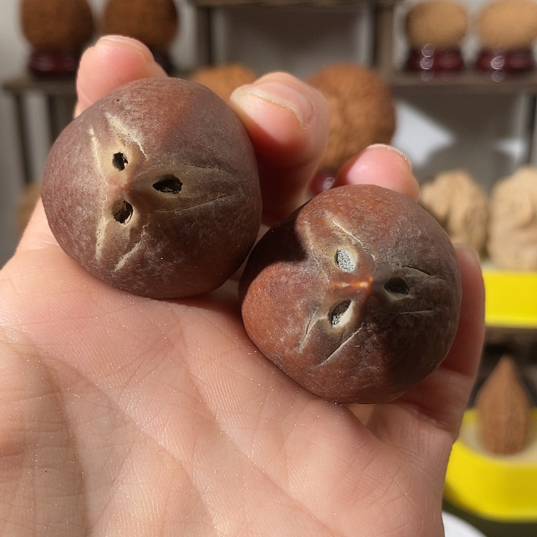 吊坠文玩核桃橄榄核瑕练手不退不换不接受中差评34