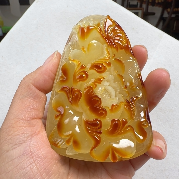 蜜蜡珠宝奇石未镶嵌