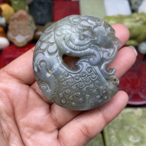 蛇纹石玉颈饰未镶嵌41