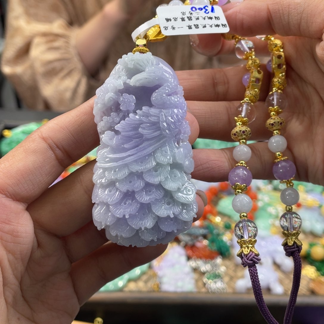 翡翠颈饰未镶嵌代编织